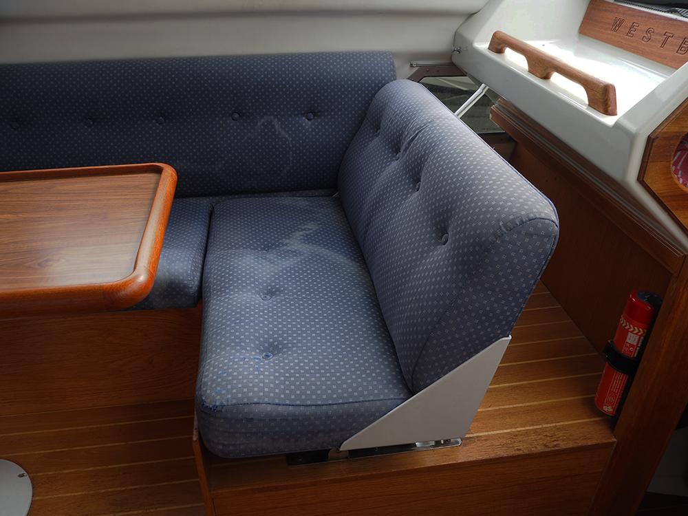 Stuurhuis, Accommodatie